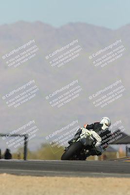 media/Mar-22-2025-CVMA (Sat) [[462c0ffedb]]/Race 13-Amateur Supersport Middleweight/